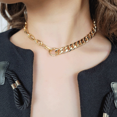 ASOS DESIGN choker with double row curb chain and faux pearl detail in gold  tone | ASOS